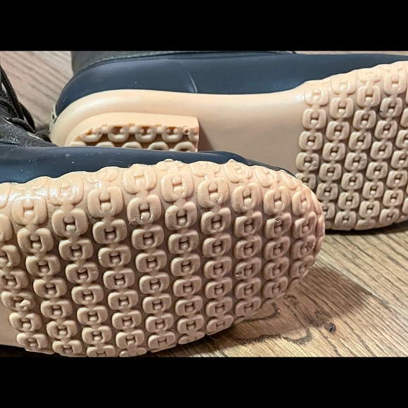 Mens weatherproof boots. Size 10.  Man made upper - Picture 2 of 10